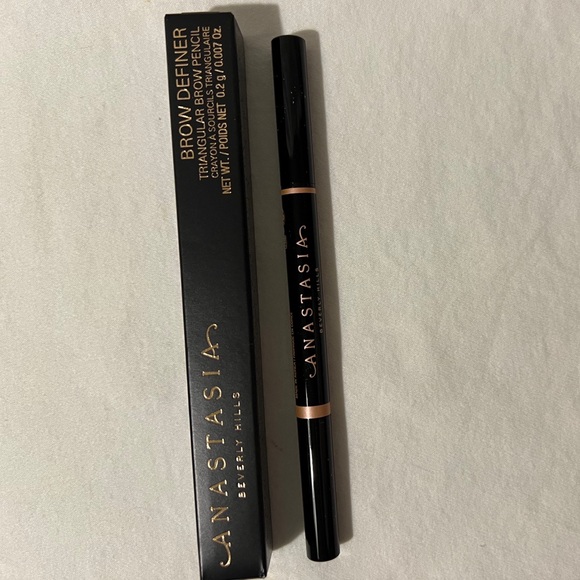 🌟NIB🌟ANASTASIA BEVERLY HILLS Brow Definer 3-in-1 Triangle Tip Eyebrow Pencil - Picture 2 of 7